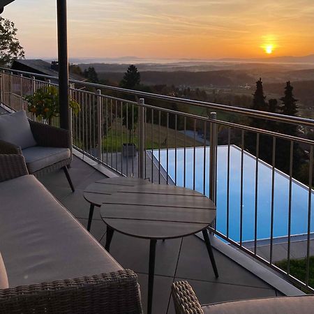 Greim15 --- Ganzes Ferienhaus Mit Fernsicht, Pool, Wellness ドイチュランツベルク エクステリア 写真